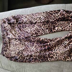 SHEIN Leopard Patterned Leggings